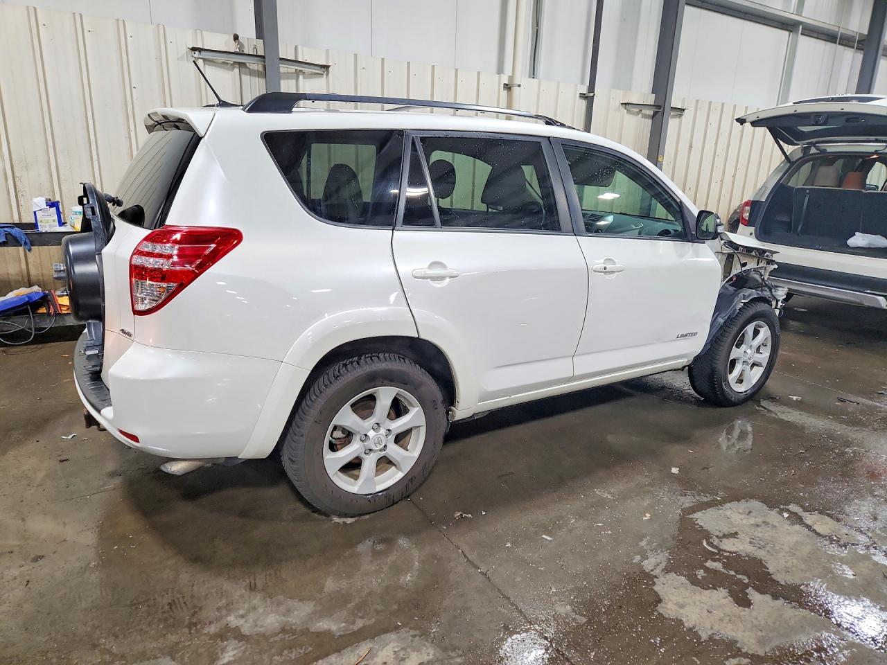 2012 Toyota Rav4 Limited White vin: 2T3DK4DVXCW082330