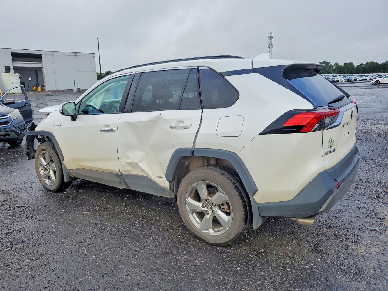 2019 Toyota Rav4 Limited White vin: 2T3DWRFV0KW039015