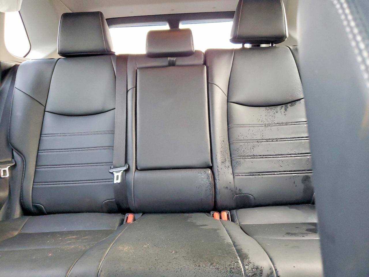 2019 Toyota Rav4 Limited White vin: 2T3DWRFV0KW039015
