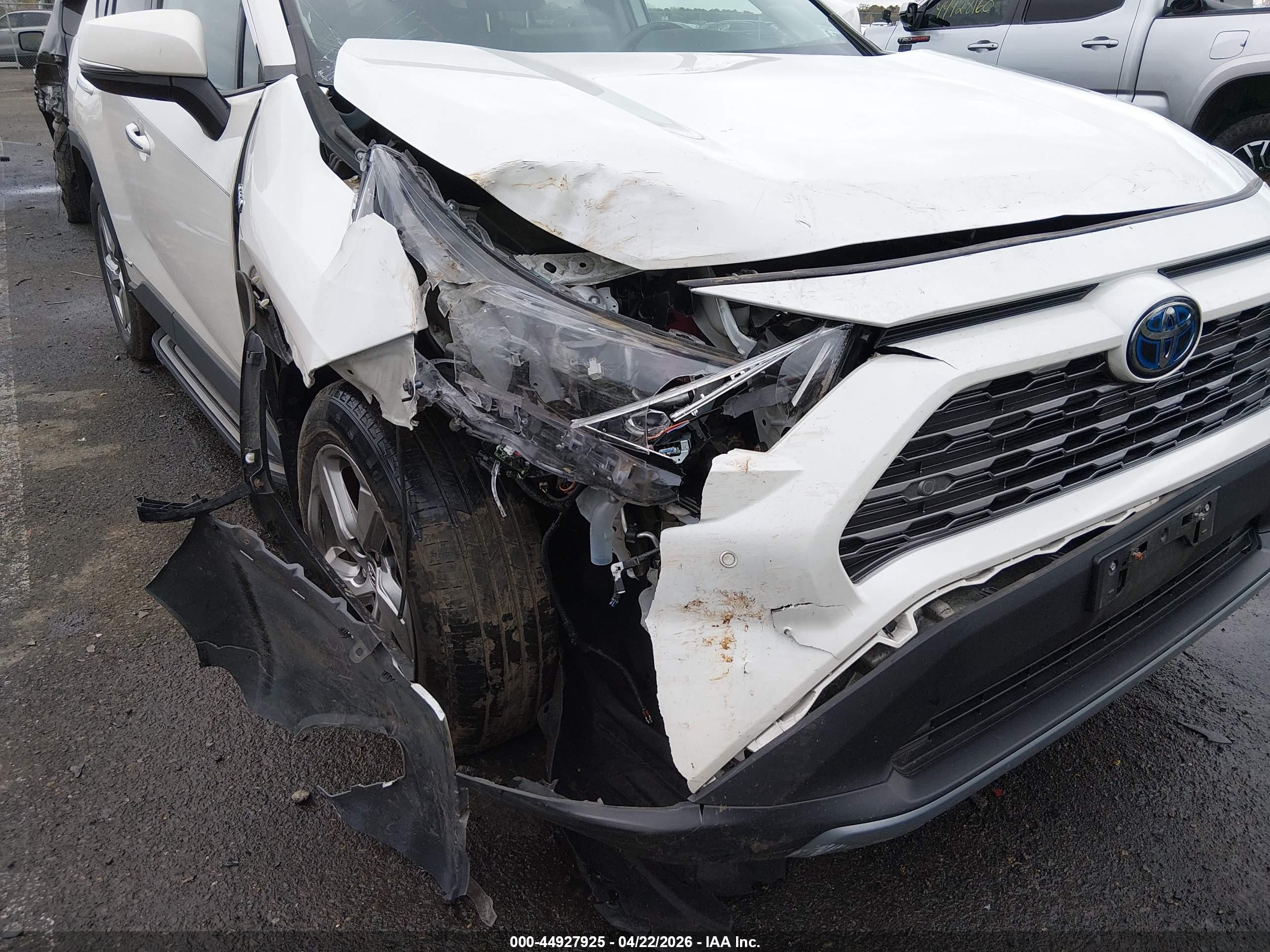 2020 Toyota Rav4 Hybrid Limited White vin: 2T3DWRFV9LW056008