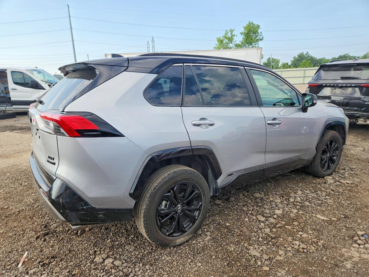 2024 Toyota Rav 4 Silver vin: 2T3E6RFV1RW079053