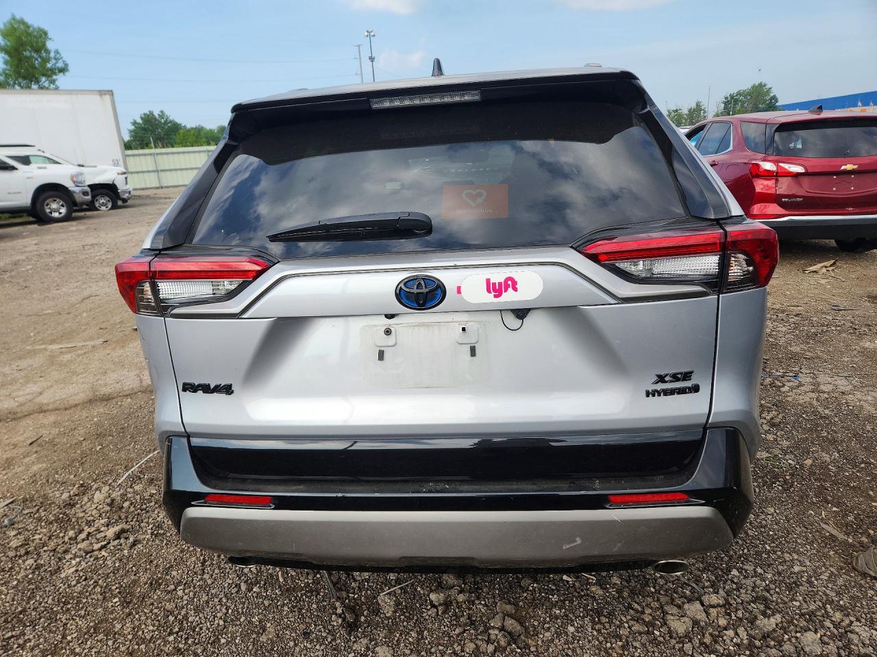 2024 Toyota Rav 4 Silver vin: 2T3E6RFV1RW079053