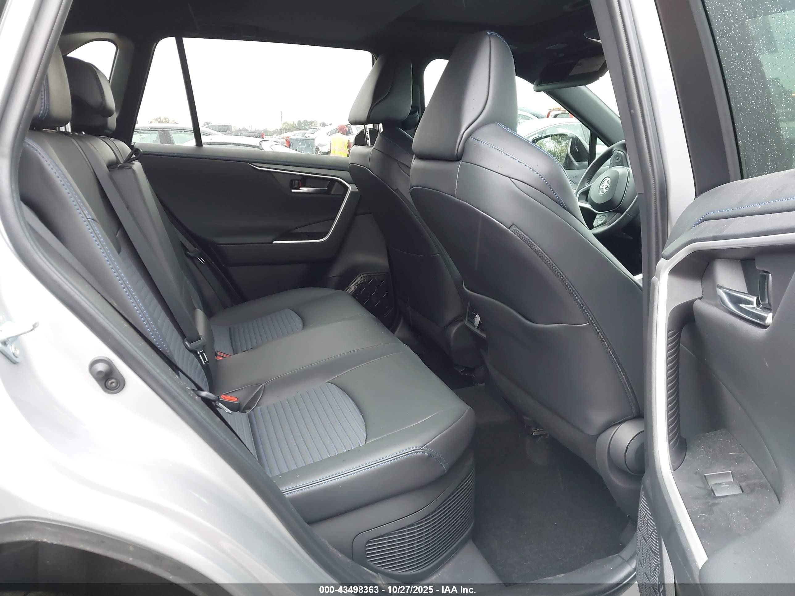 2024 Toyota Rav4 Hybrid Xse Silver vin: 2T3E6RFV6RW063723