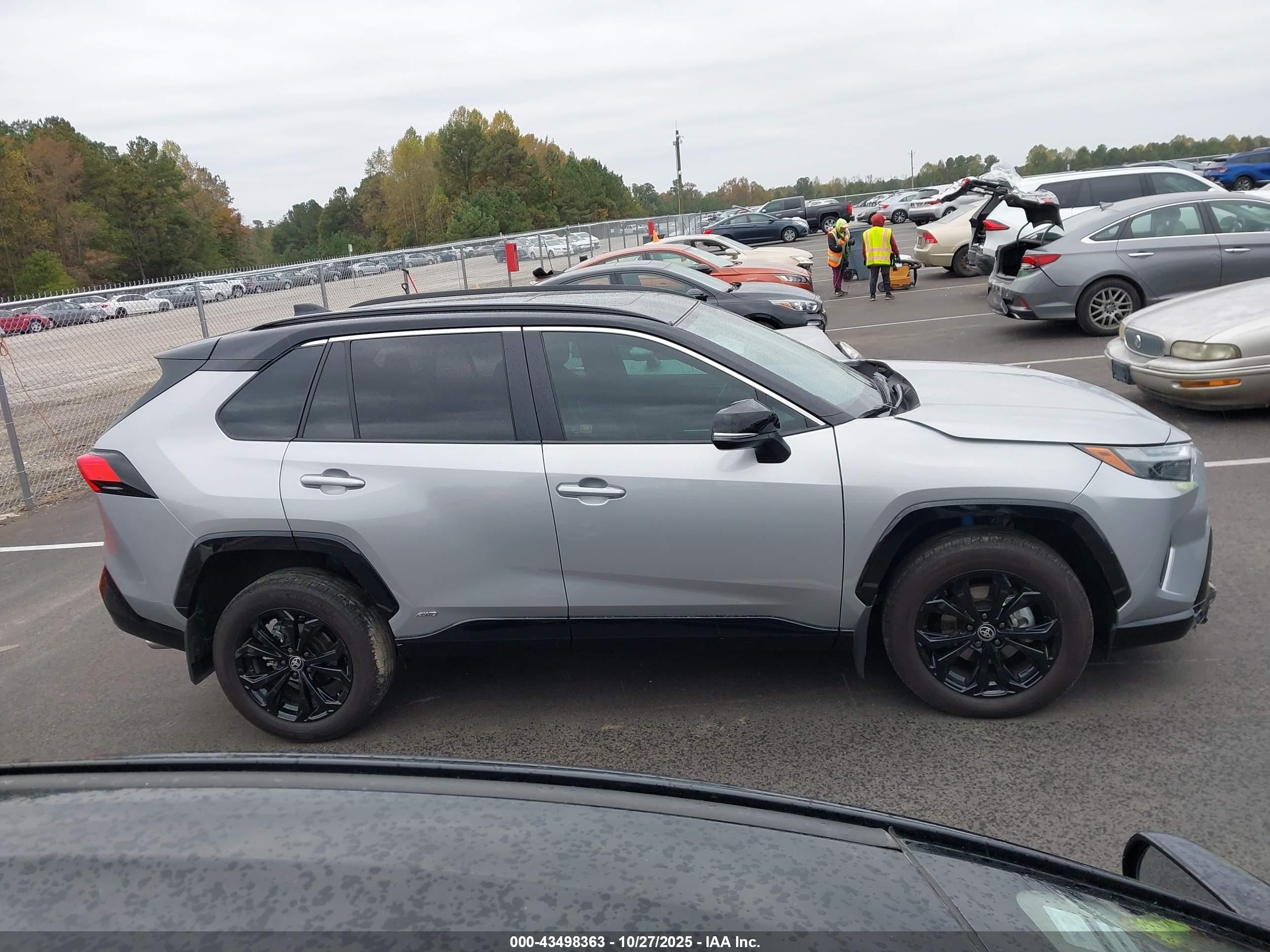 2024 Toyota Rav4 Hybrid Xse Silver vin: 2T3E6RFV6RW063723