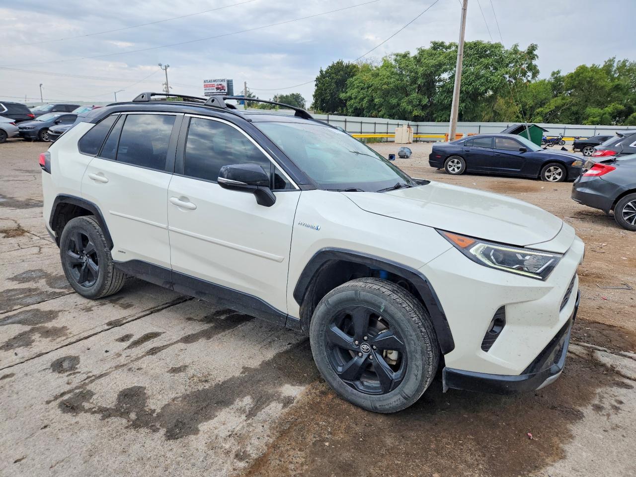 2019 Toyota Rav4 Xse White vin: 2T3EWRFV5KW042545