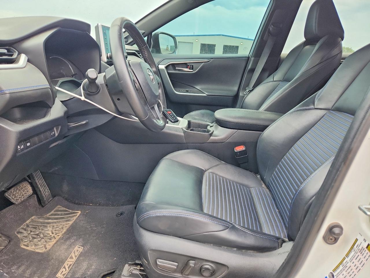 2019 Toyota Rav4 Xse White vin: 2T3EWRFV5KW042545