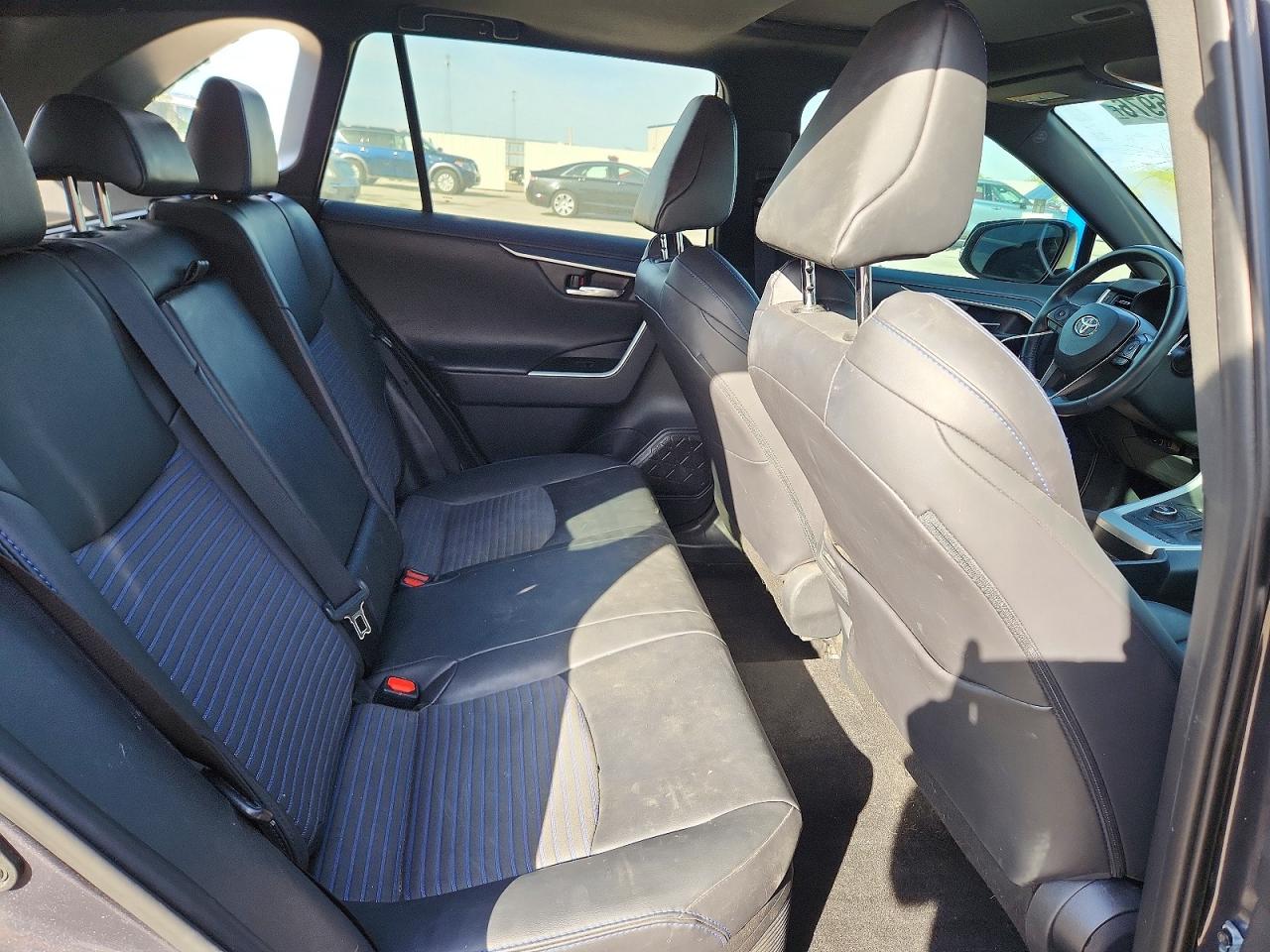 2019 Toyota Rav4 Xse Черный vin: 2T3EWRFV6KW045048