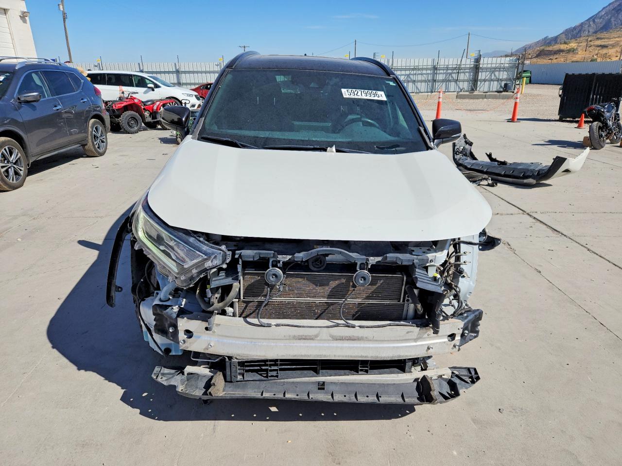 2019 Toyota Rav4 Xse White vin: 2T3EWRFV8KW014187