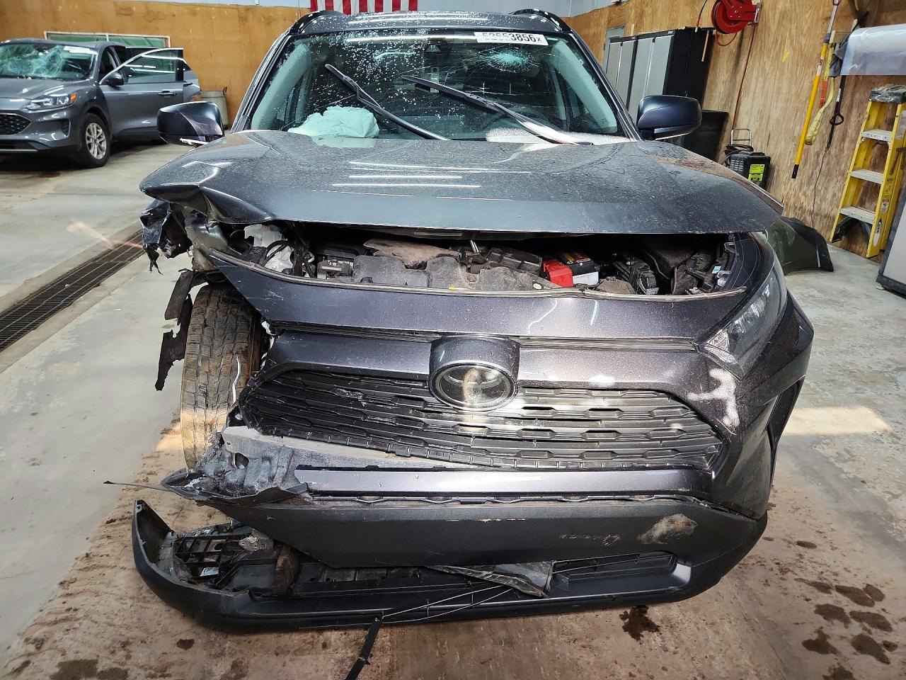 2020 Toyota Rav4 Le Угольный vin: 2T3F1RFV1LC123869