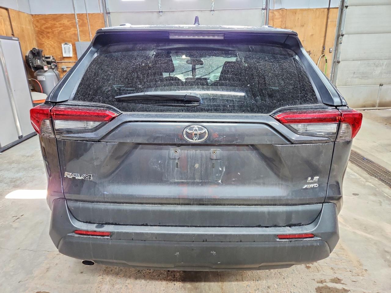2020 Toyota Rav4 Le Угольный vin: 2T3F1RFV1LC123869