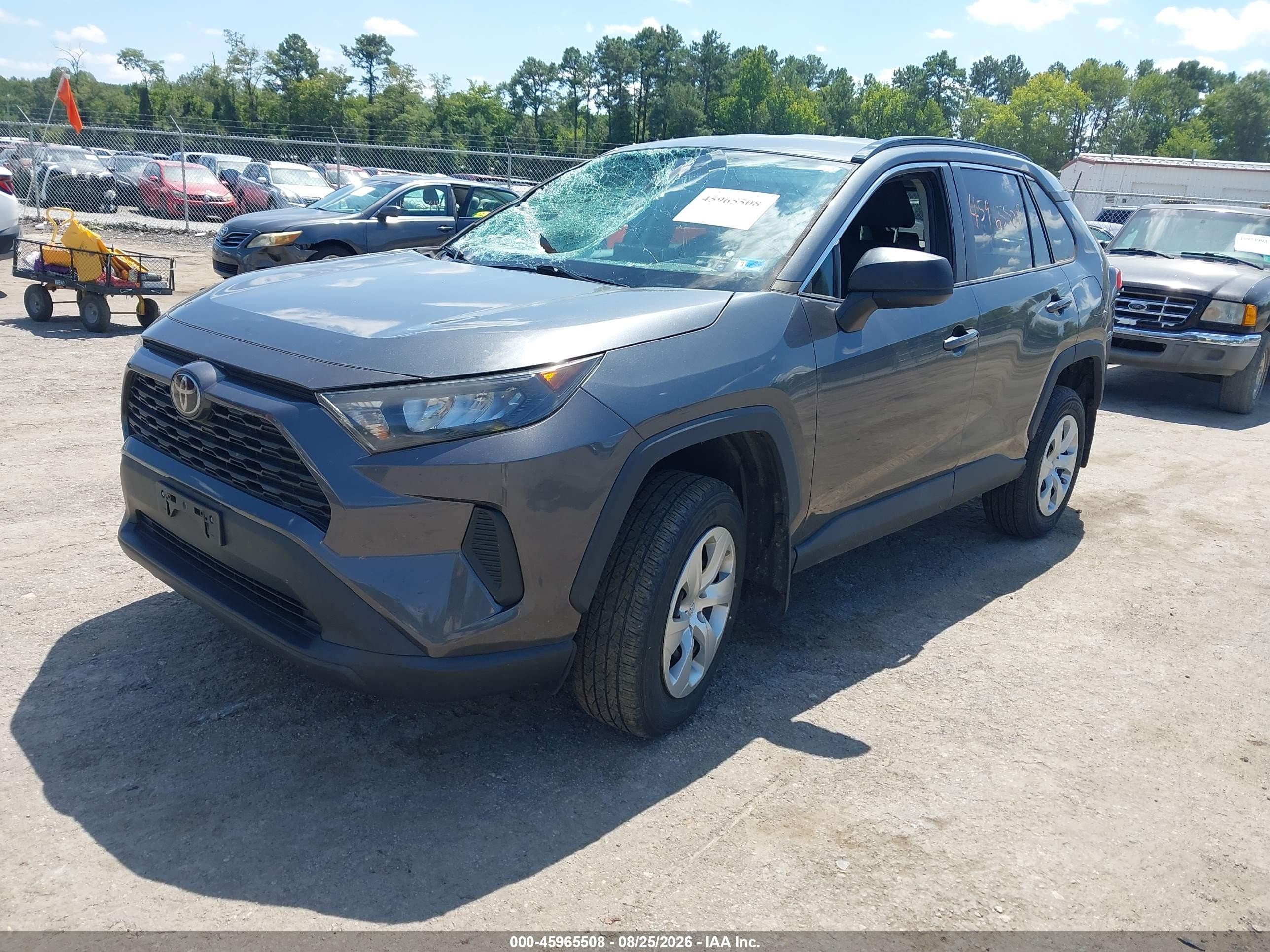 2019 Toyota Rav4 Le Gray vin: 2T3F1RFV2KC058707