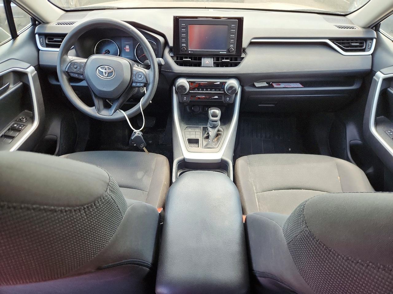 2021 Toyota Rav4 Le Gray vin: 2T3F1RFV3MC224347