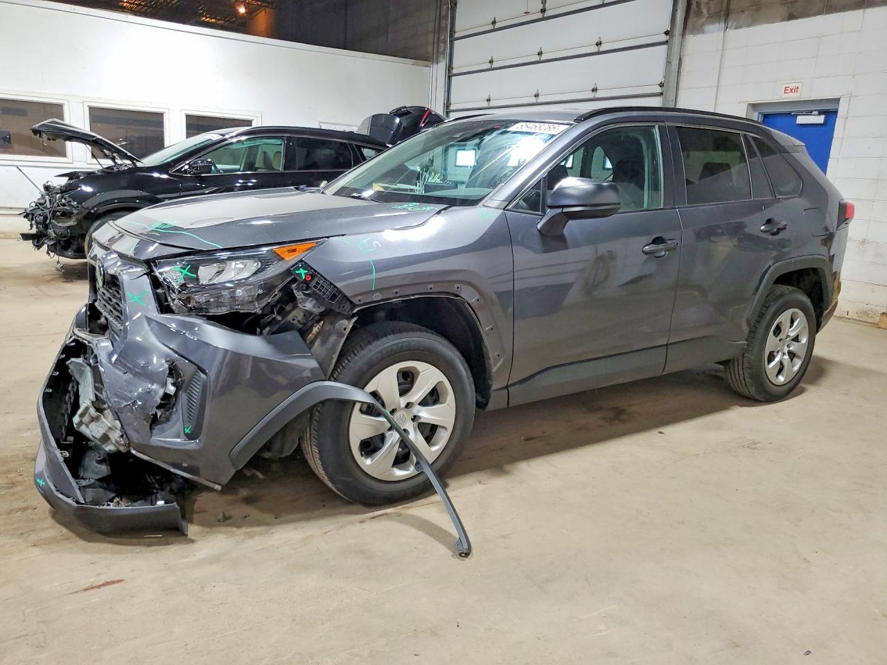 2021 Toyota Rav4 Le Gray vin: 2T3F1RFV3MW142536