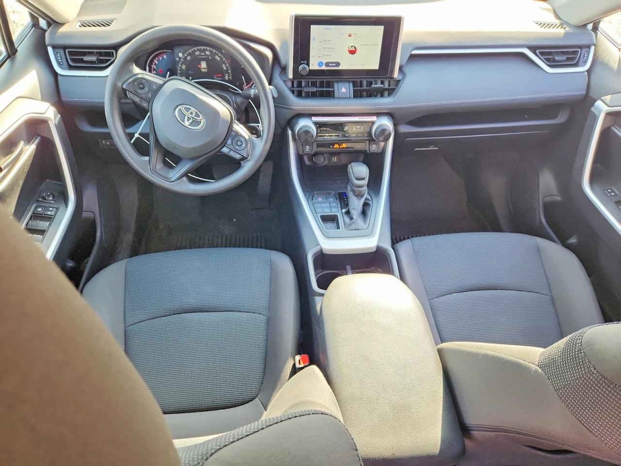 2024 Toyota Rav4 Le White vin: 2T3F1RFV5RC435802