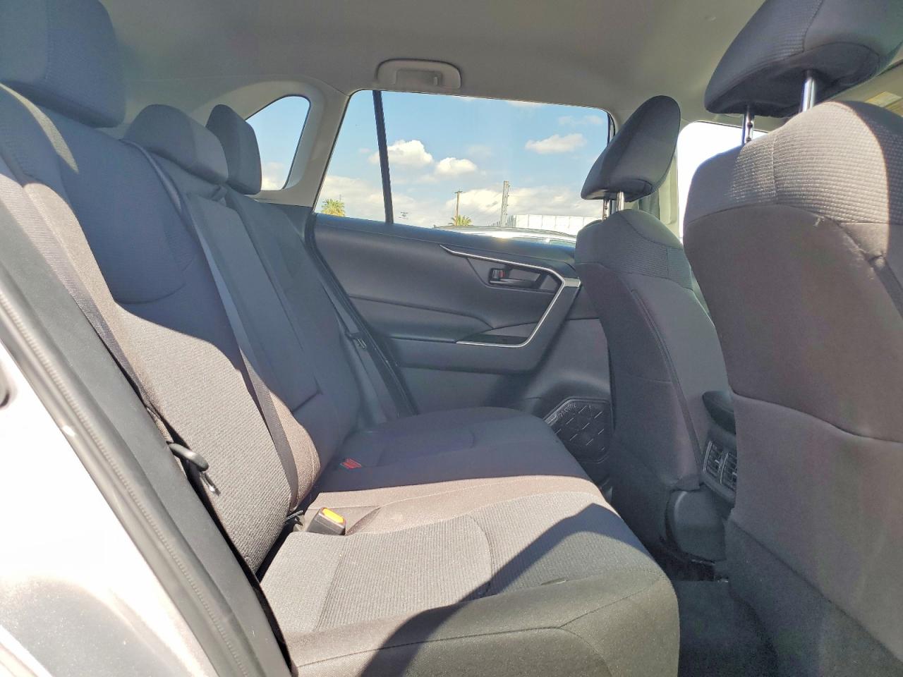 2025 Toyota Rav4 Le Серый vin: 2T3F1RFV5SC508222