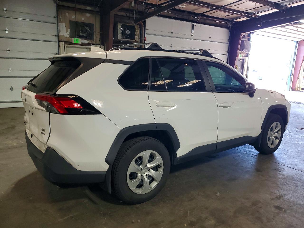 2019 Toyota Rav4 Le White vin: 2T3F1RFV7KW003054