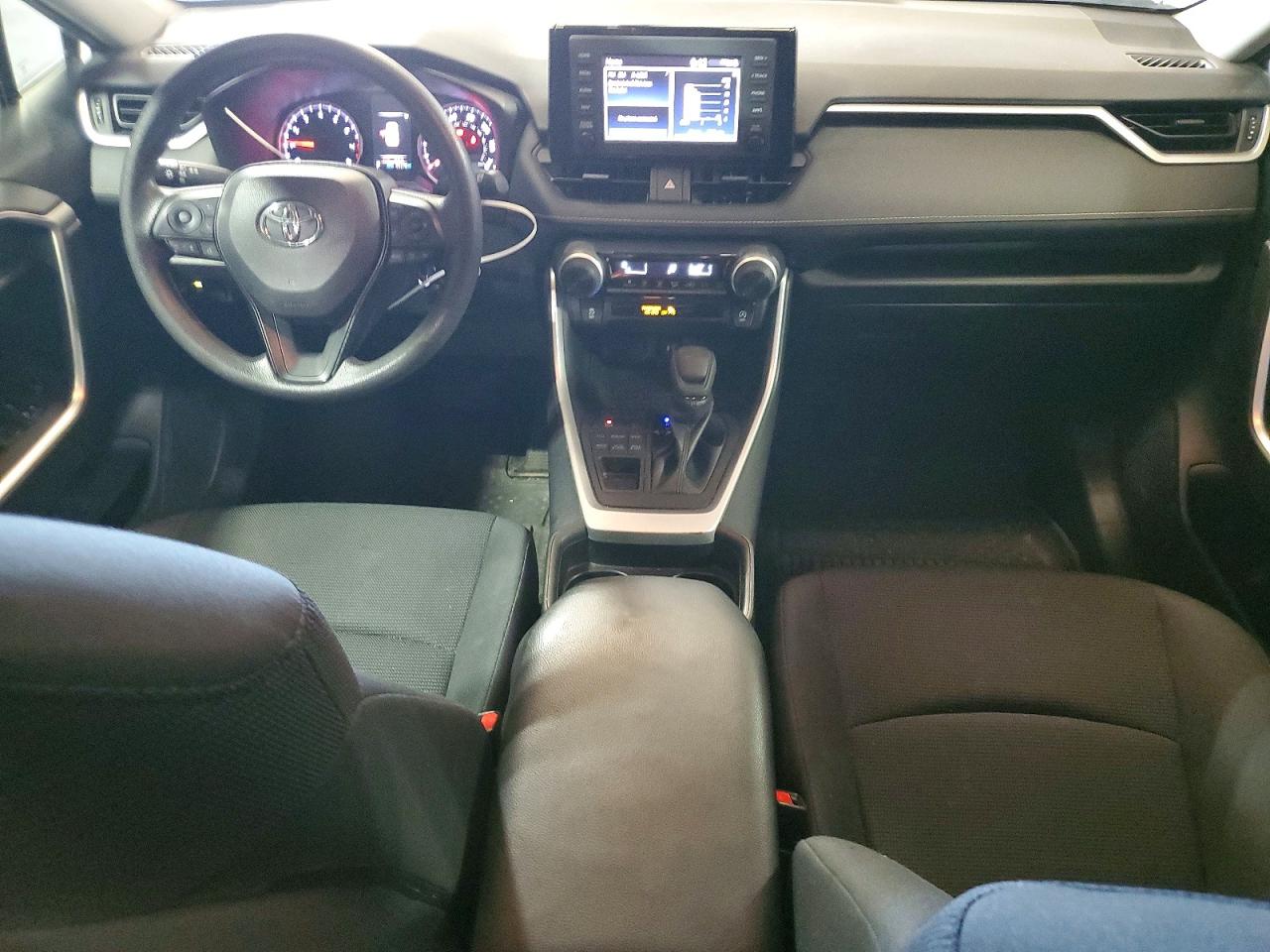 2019 Toyota Rav4 Le White vin: 2T3F1RFV7KW003054