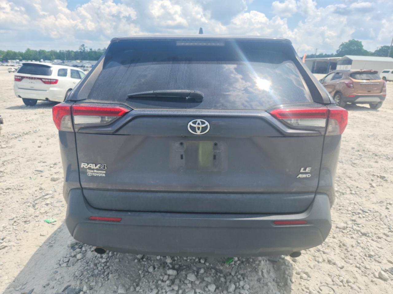 2021 Toyota Rav4 Le Gray vin: 2T3F1RFV7MC178571