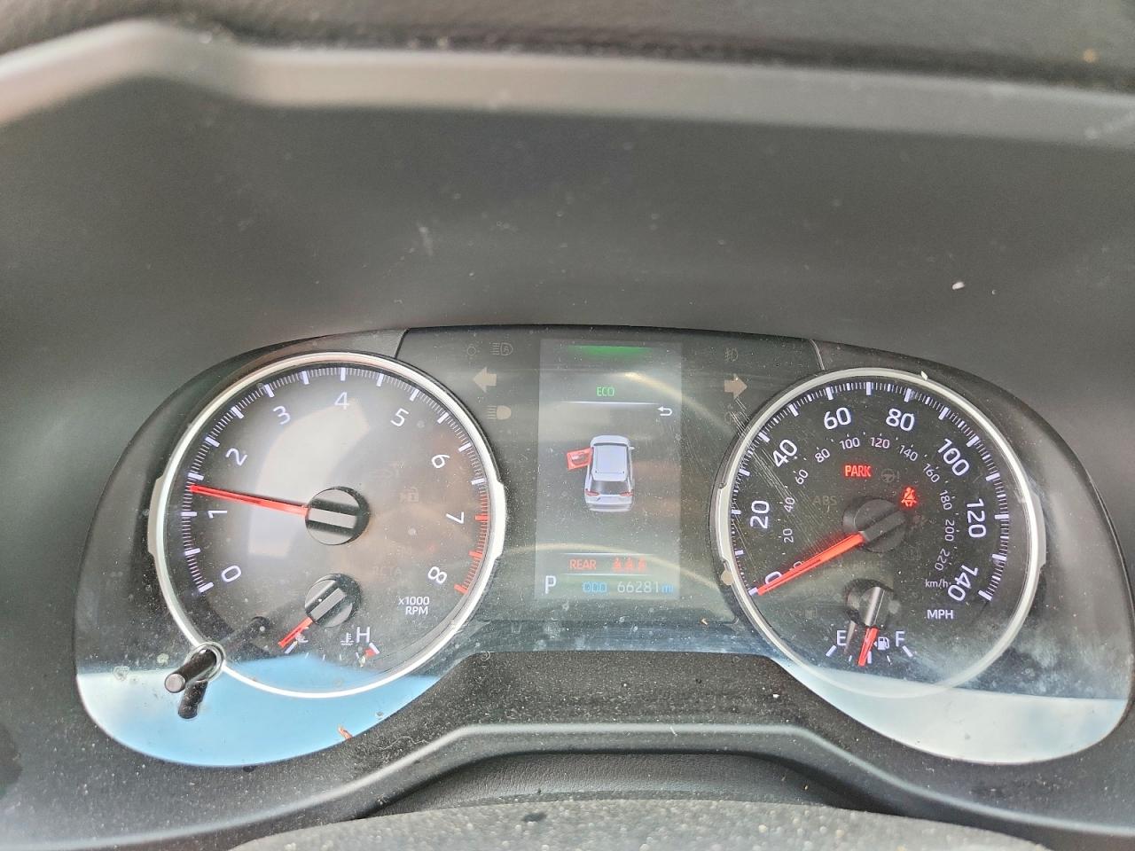2019 Toyota Rav4 Le White vin: 2T3F1RFV8KC043399