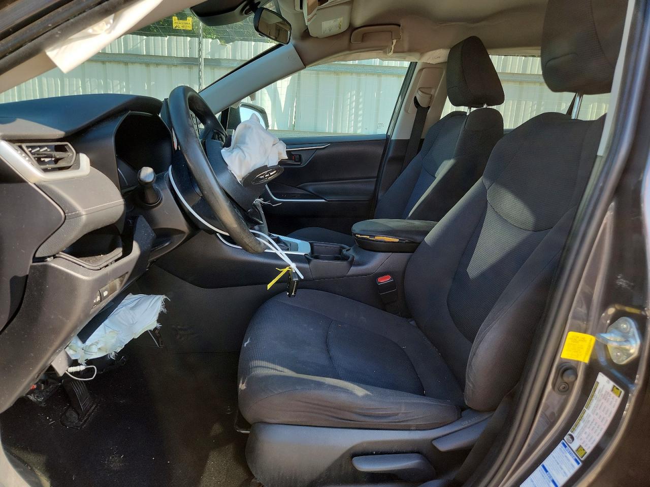 2019 Toyota Rav4 Le Gray vin: 2T3F1RFV8KW038511