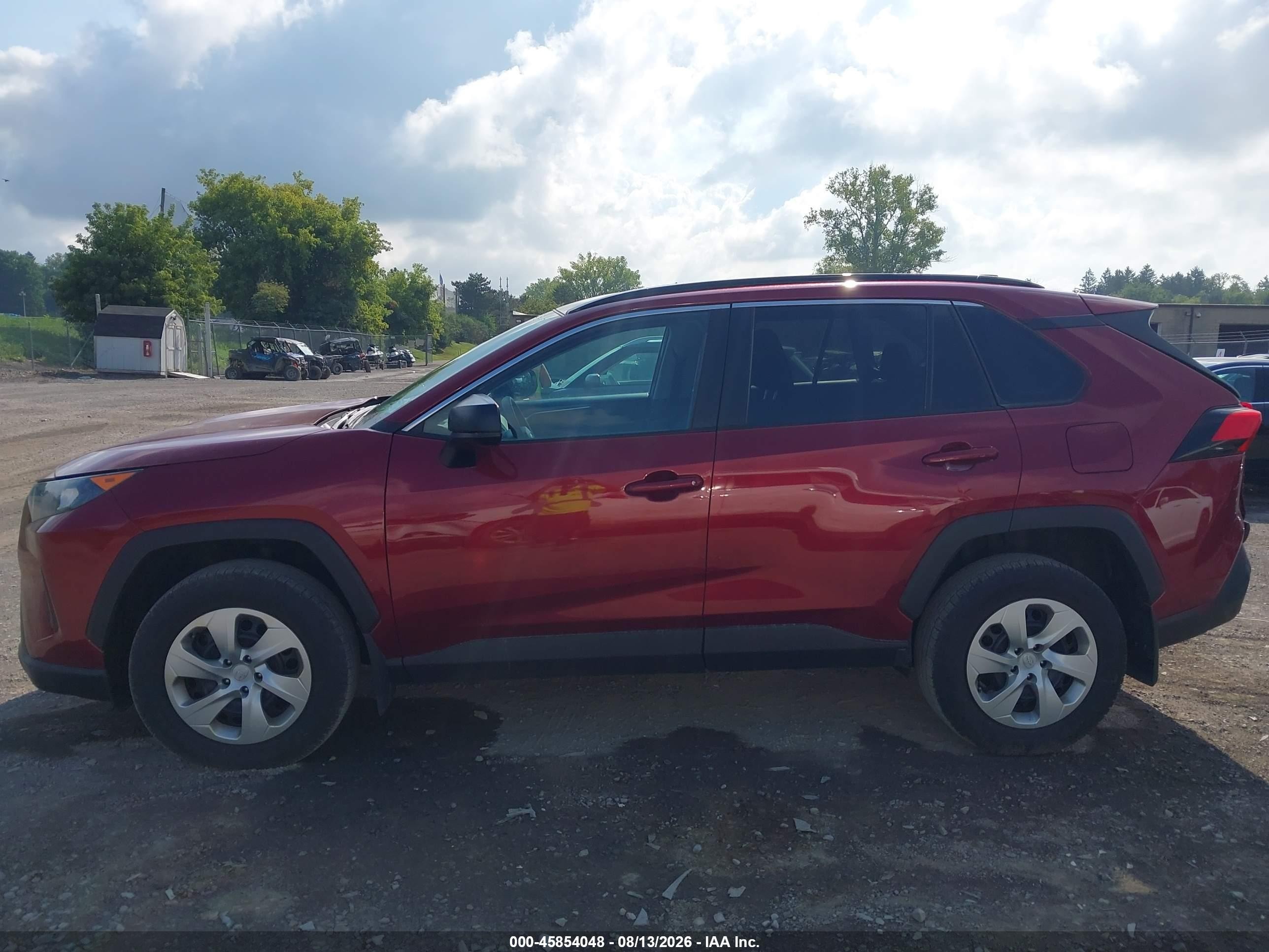 2020 Toyota Rav4 Le Красный vin: 2T3F1RFV9LW124816