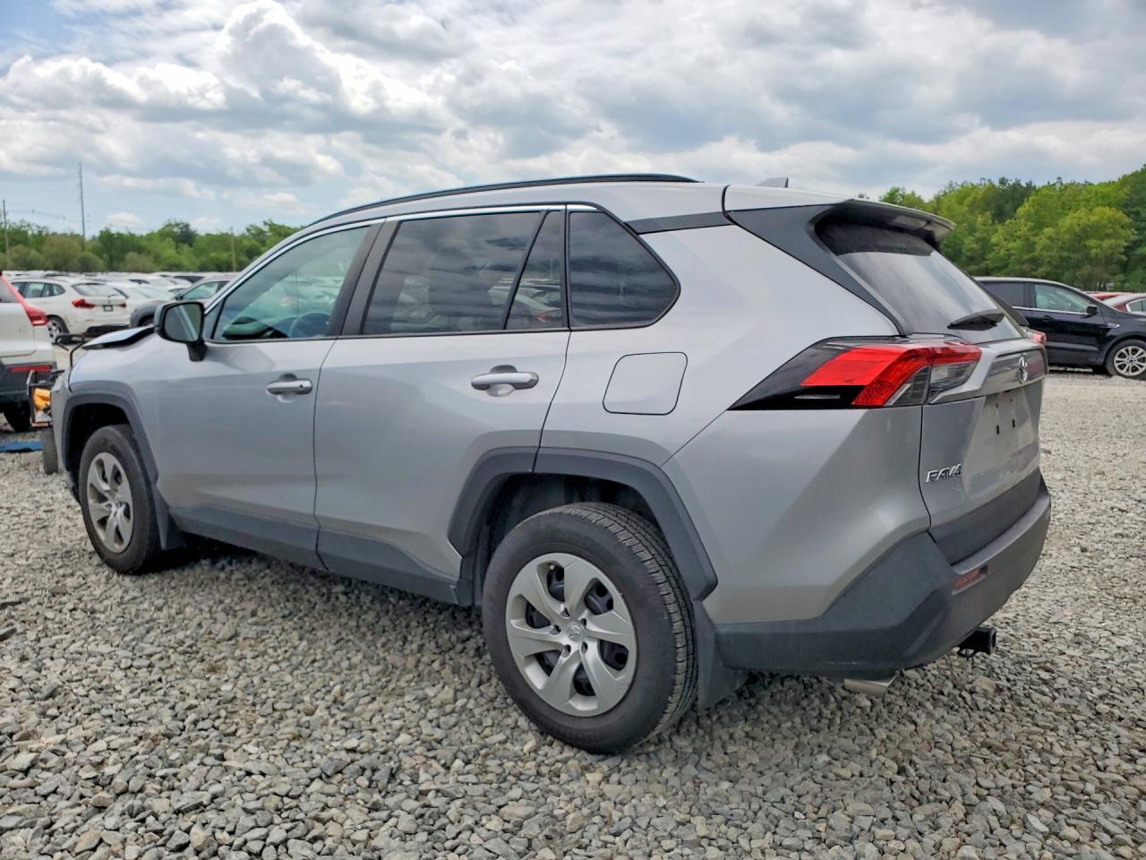 2021 Toyota Rav4 Le Silver vin: 2T3F1RFV9MW238803