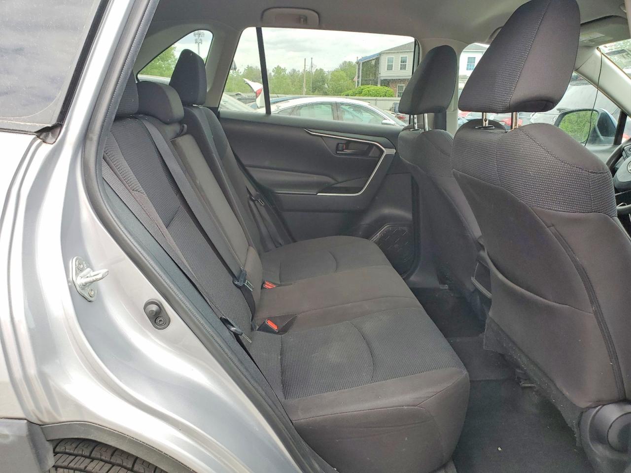 2021 Toyota Rav4 Le Silver vin: 2T3F1RFV9MW238803