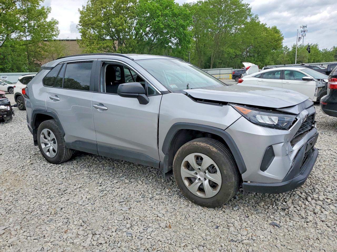 2021 Toyota Rav4 Le Silver vin: 2T3F1RFV9MW238803