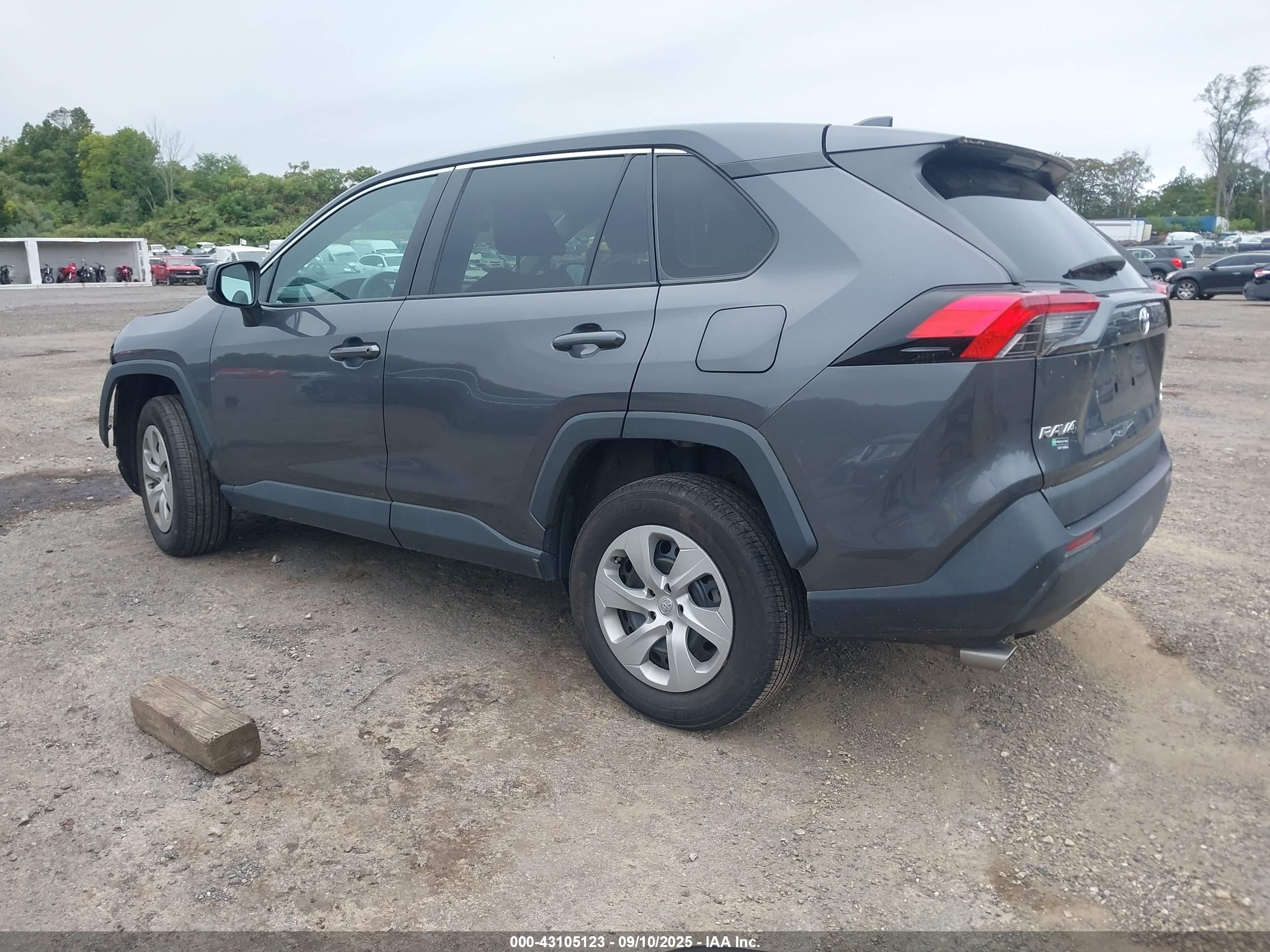 2023 Toyota Rav4 Le Gray vin: 2T3F1RFV9PW367712