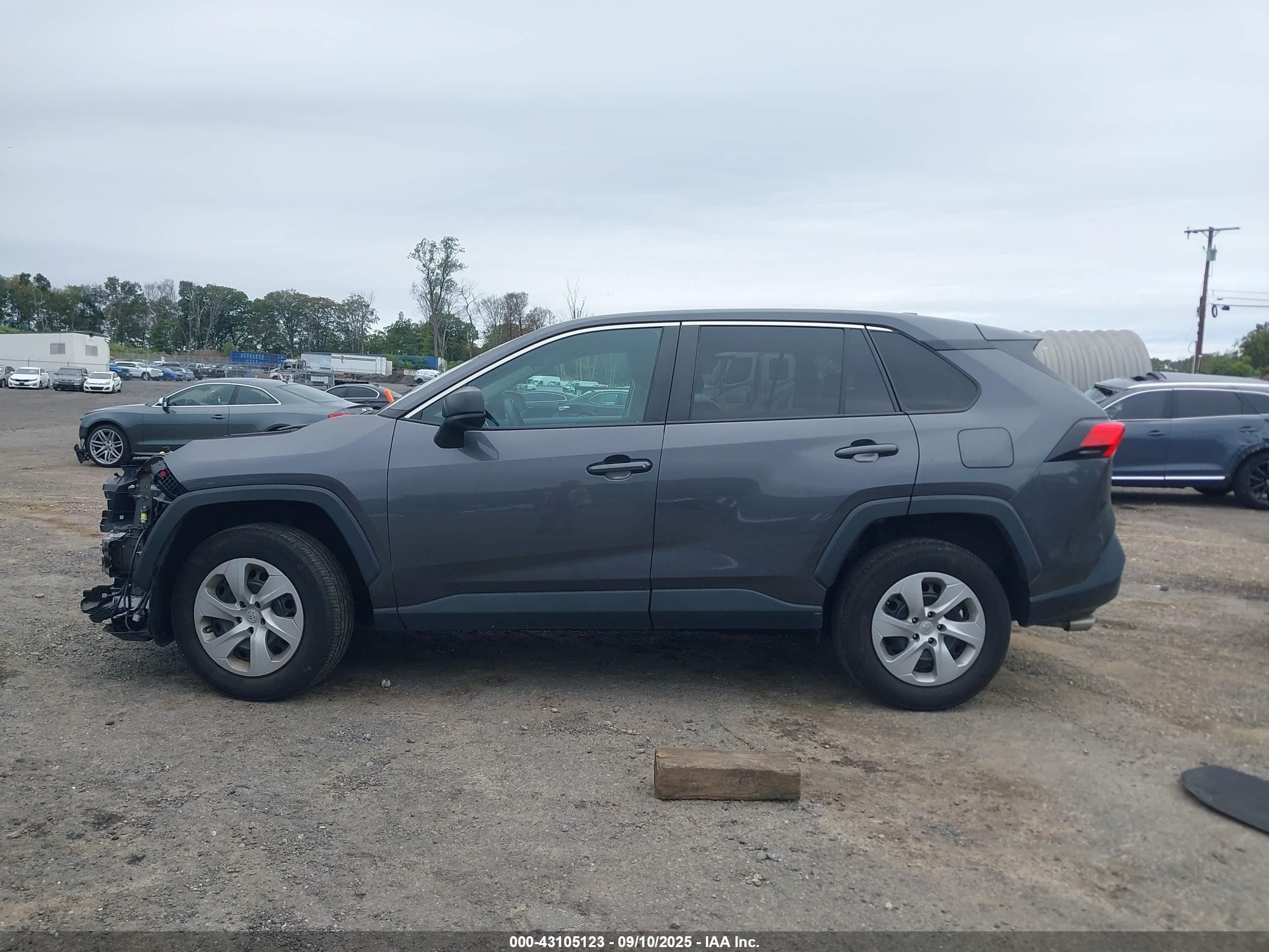 2023 Toyota Rav4 Le Gray vin: 2T3F1RFV9PW367712