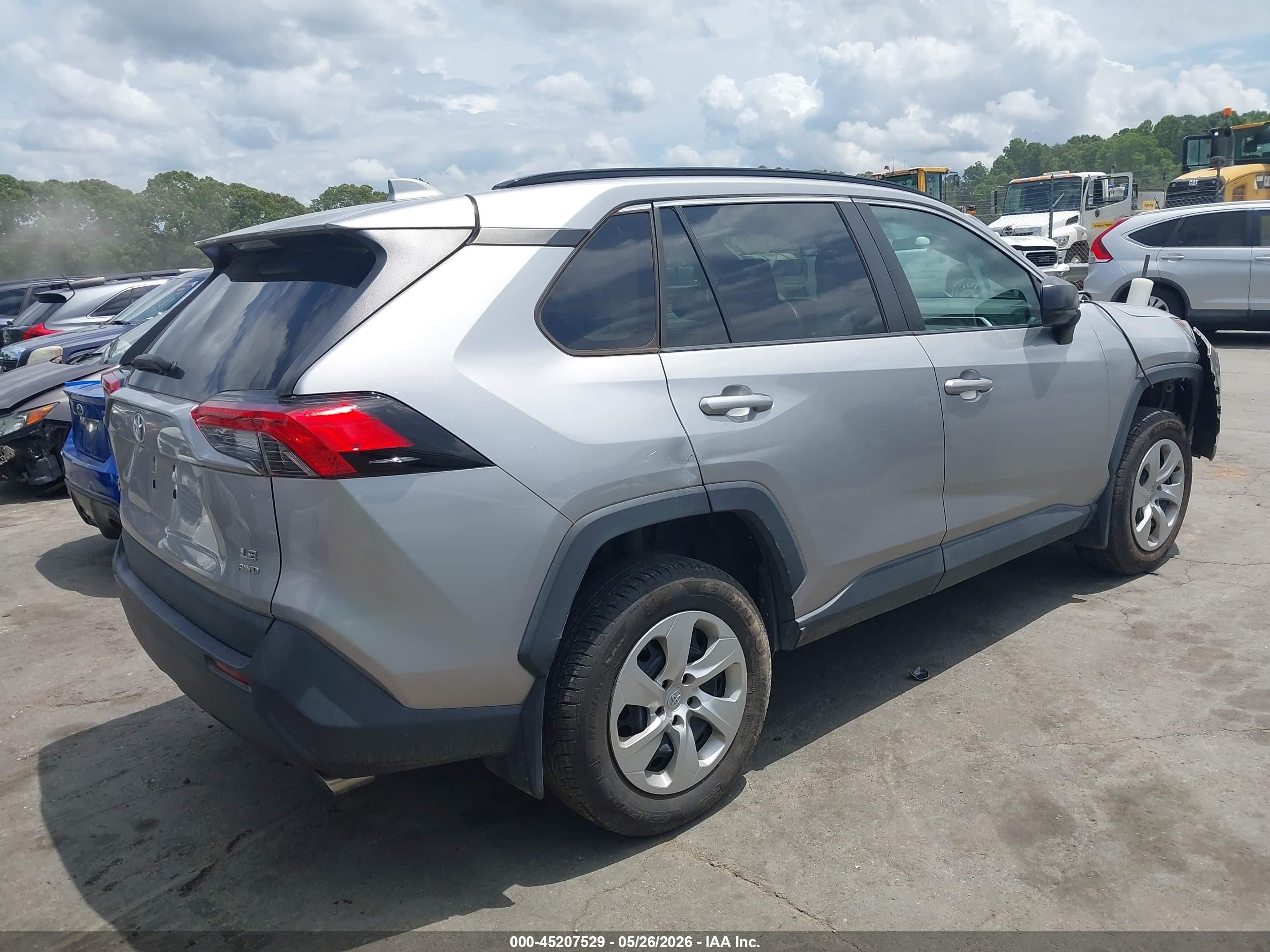 2019 Toyota Rav4 Le Серебряный vin: 2T3F1RFVXKC045414