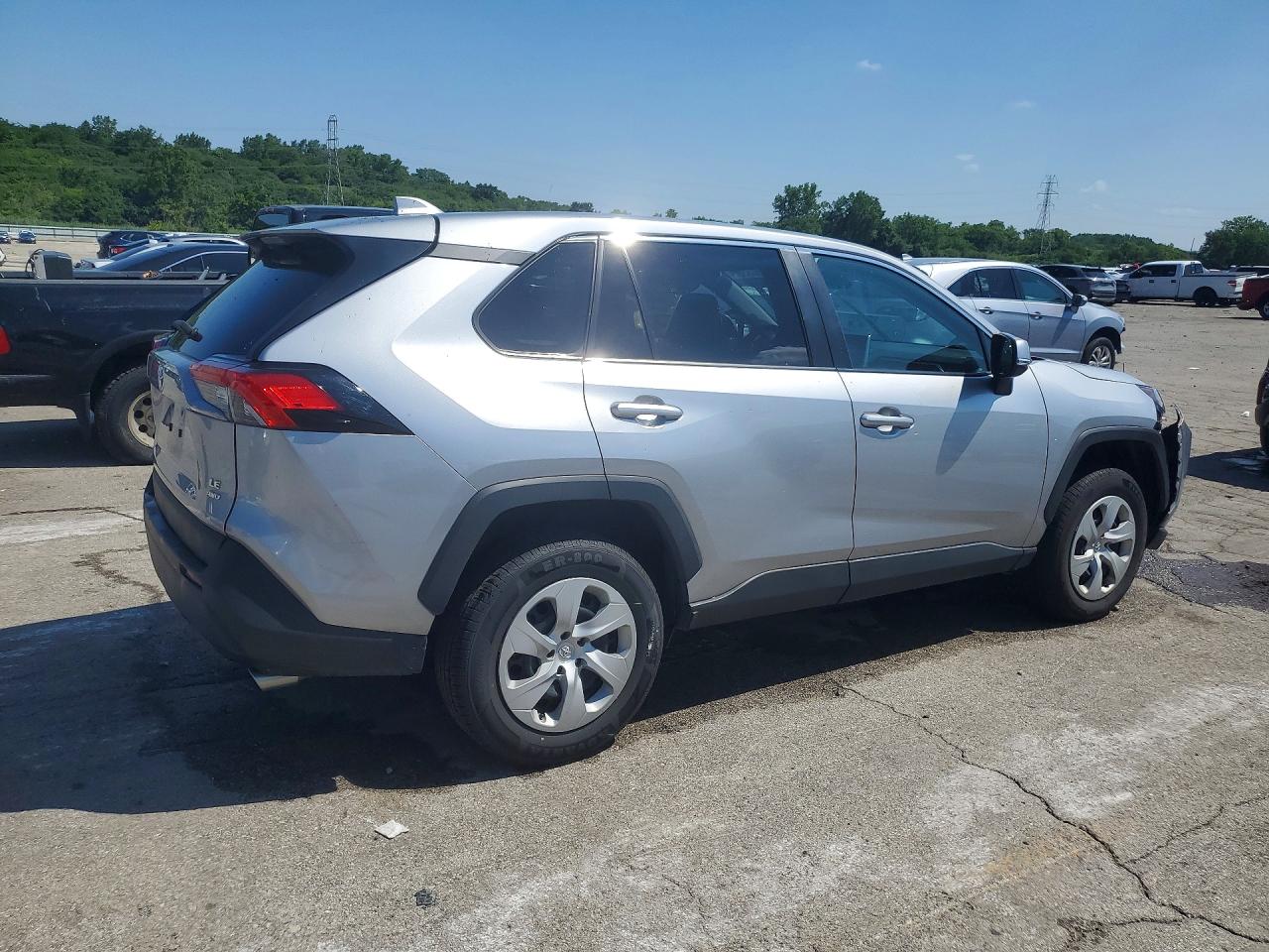 2023 Toyota Rav4 Le Silver vin: 2T3G1RFV1PC386552