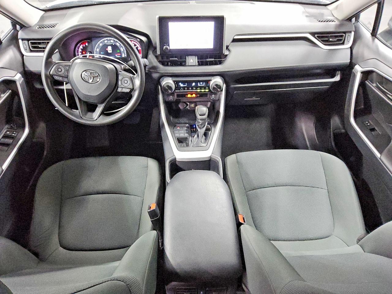 2024 Toyota Rav4 Le Silver vin: 2T3G1RFV1RC478196