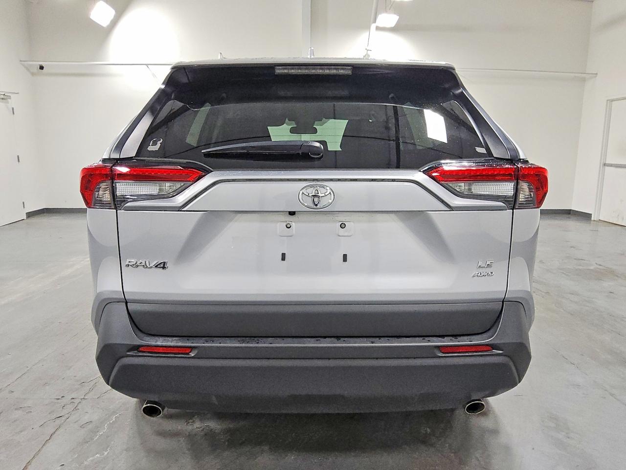 2024 Toyota Rav4 Le Silver vin: 2T3G1RFV1RC478196