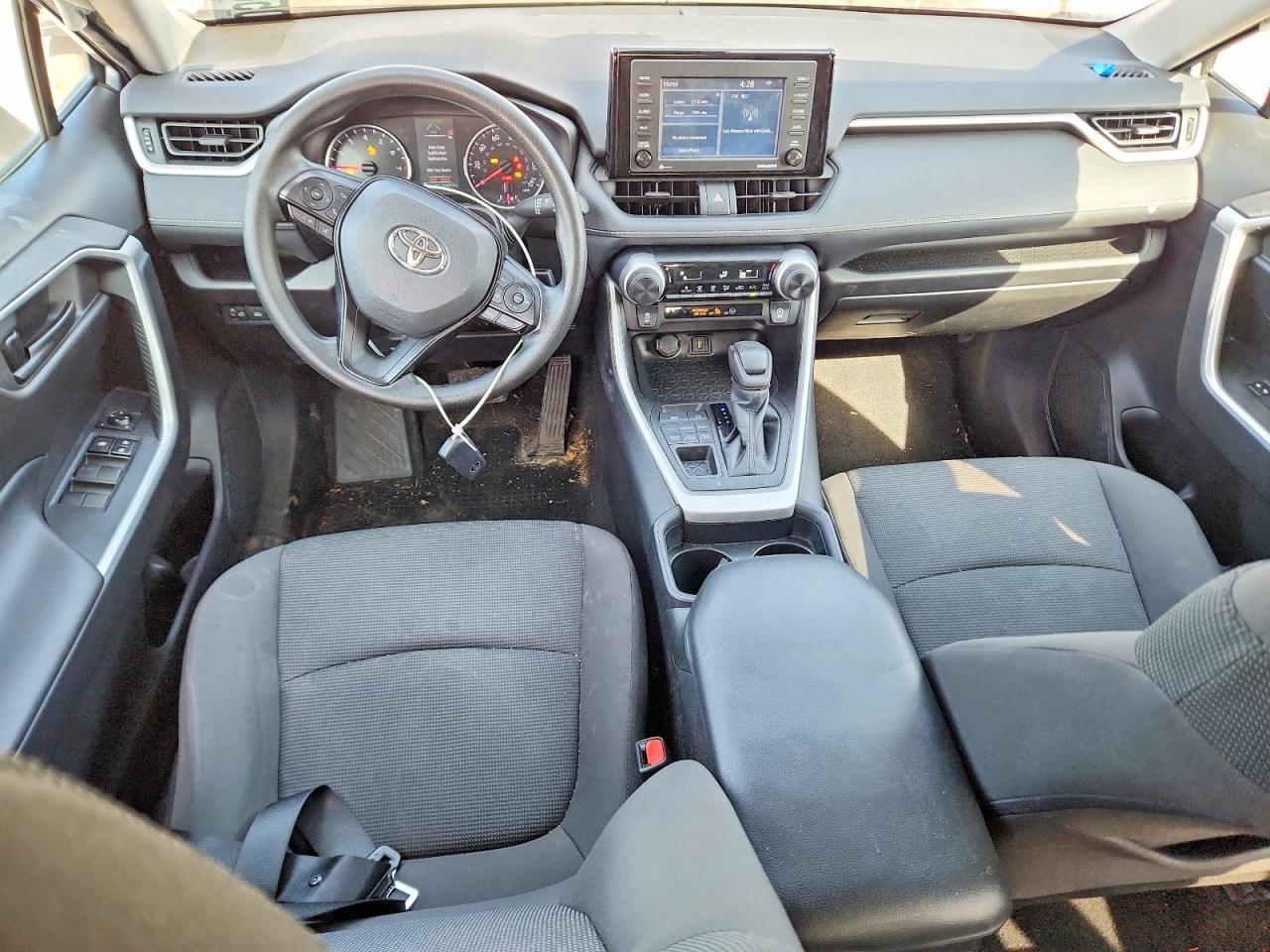 2021 Toyota Rav4 Le Silver vin: 2T3G1RFV5MC188164