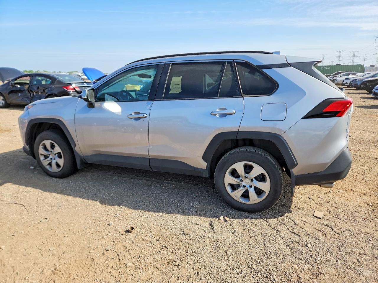 2021 Toyota Rav4 Le Silver vin: 2T3G1RFV5MC188164