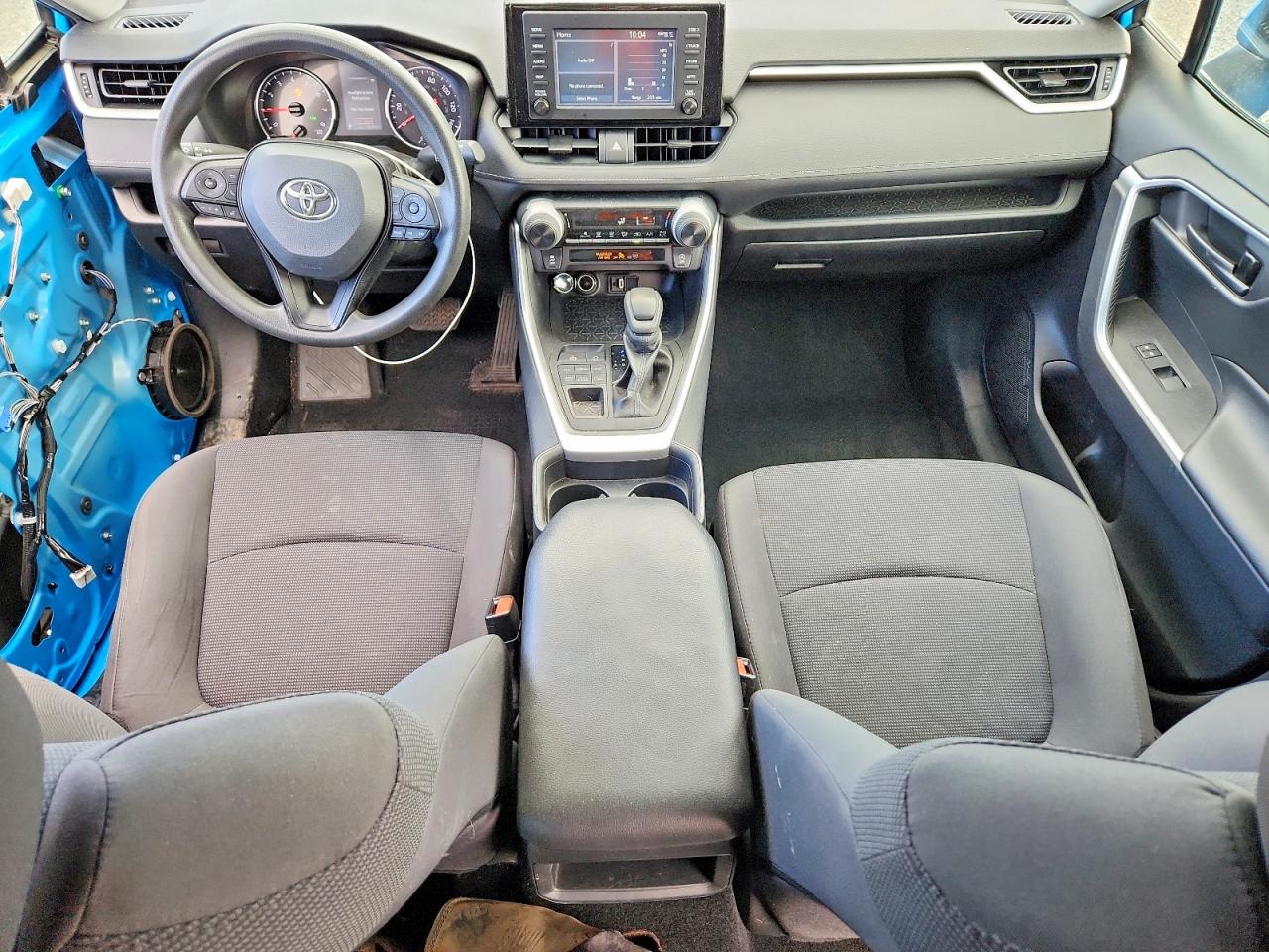 2019 Toyota Rav4 Le Blue vin: 2T3G1RFV7KC012777