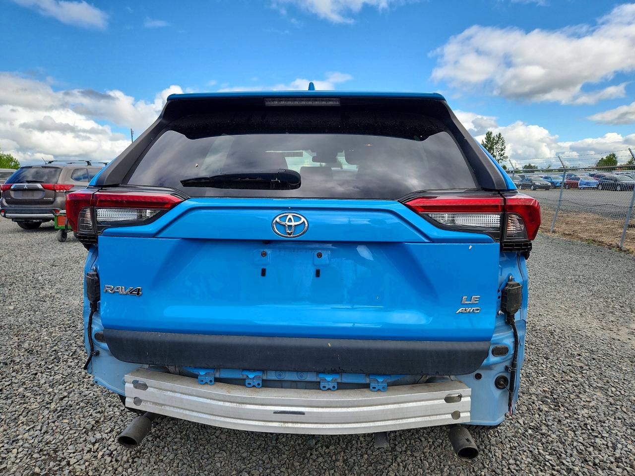 2019 Toyota Rav4 Le Blue vin: 2T3G1RFV7KC012777