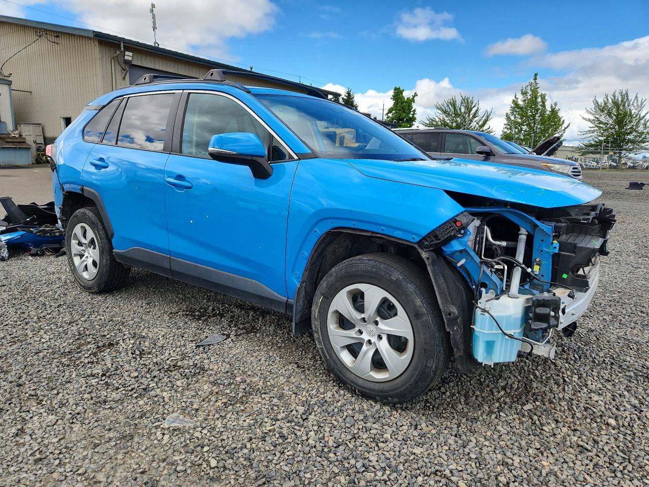 2019 Toyota Rav4 Le Blue vin: 2T3G1RFV7KC012777