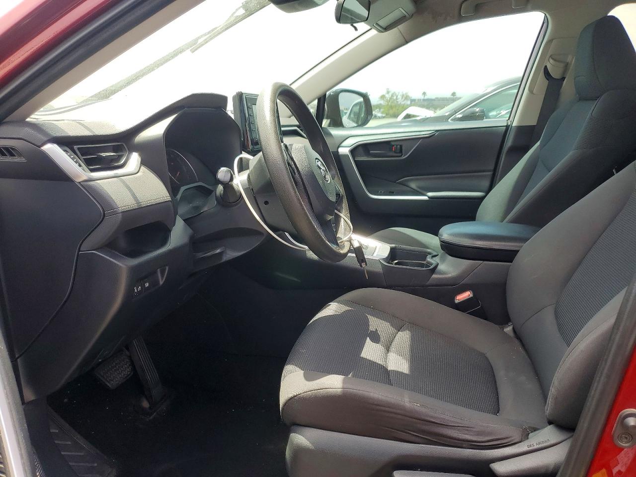 2019 Toyota Rav4 Le Red vin: 2T3H1RFV0KC008607