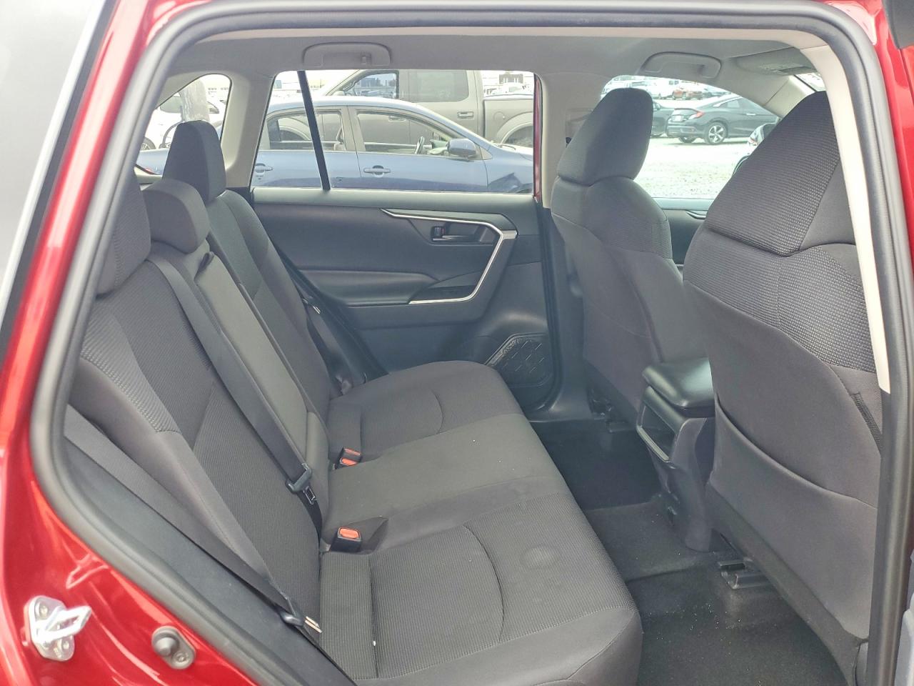 2019 Toyota Rav4 Le Red vin: 2T3H1RFV0KC008607