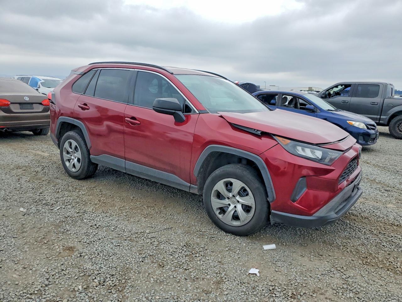 2019 Toyota Rav4 Le Red vin: 2T3H1RFV0KC008607
