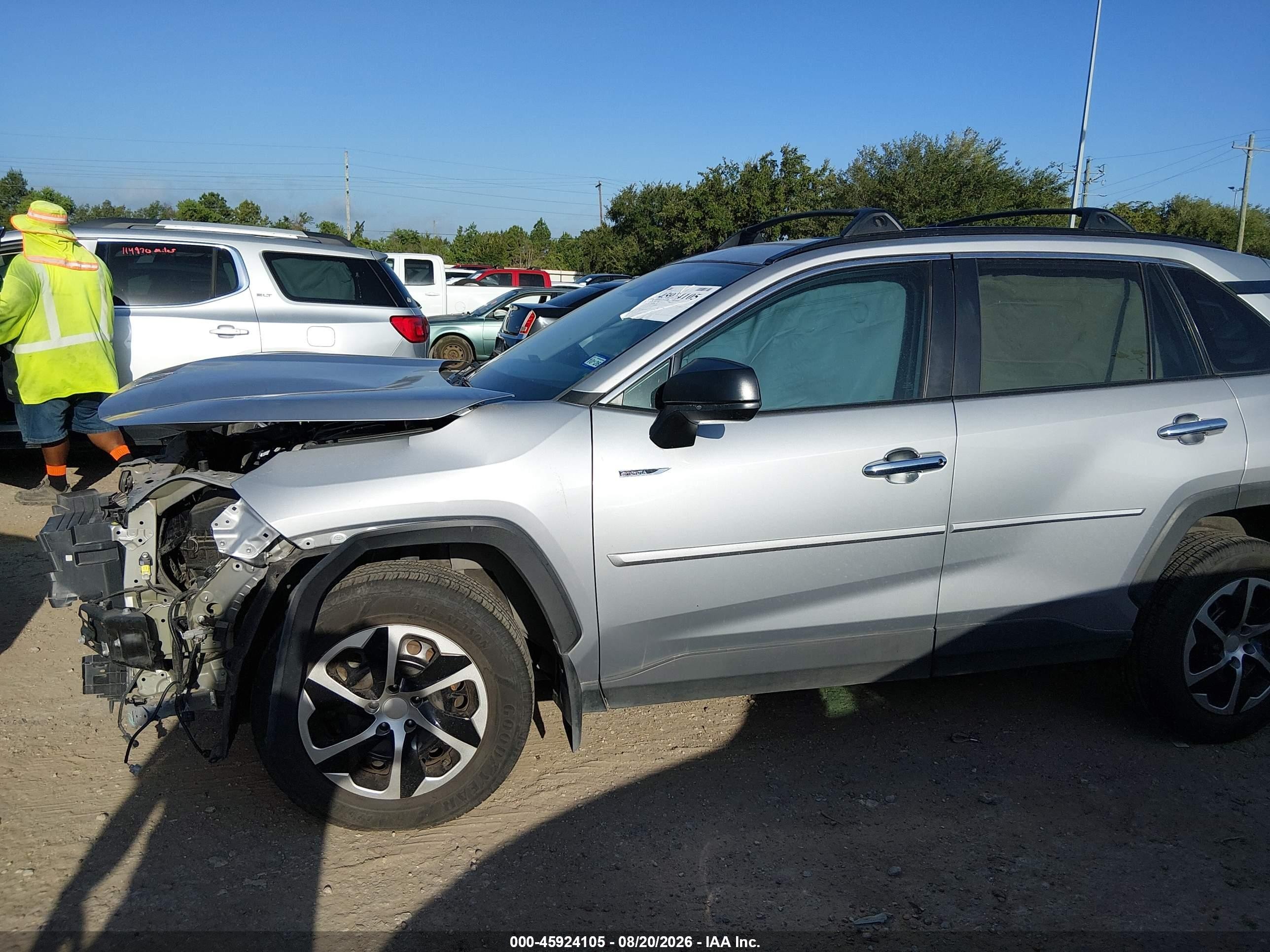 2019 Toyota Rav4 Le Silver vin: 2T3H1RFV0KW051889