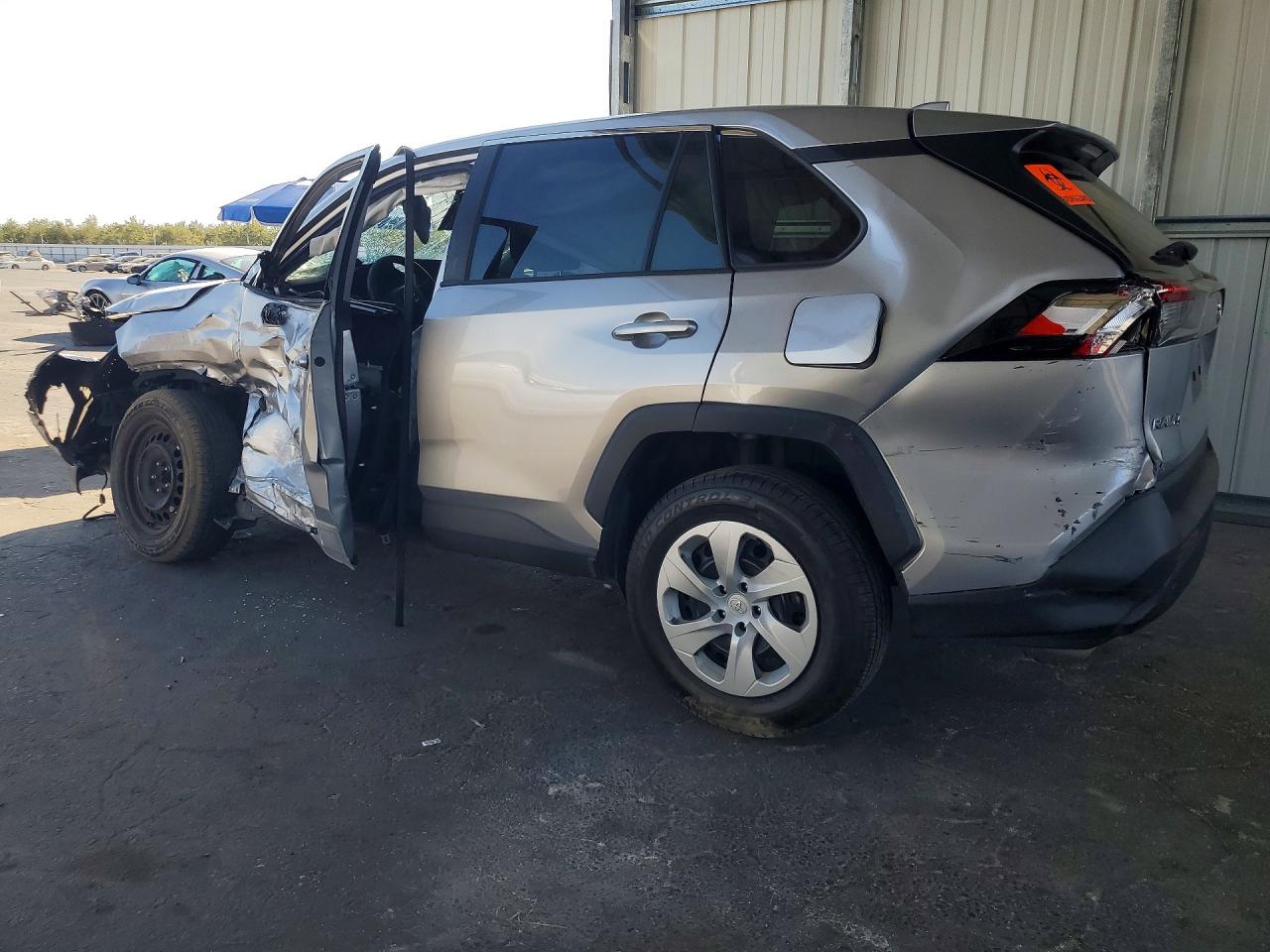 2023 Toyota Rav4 Le Silver vin: 2T3H1RFV0PC240874