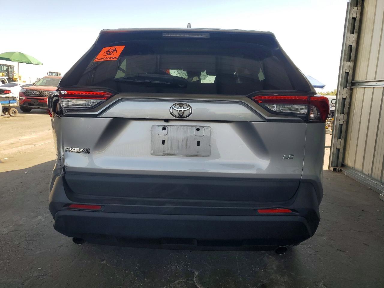 2023 Toyota Rav4 Le Silver vin: 2T3H1RFV0PC240874