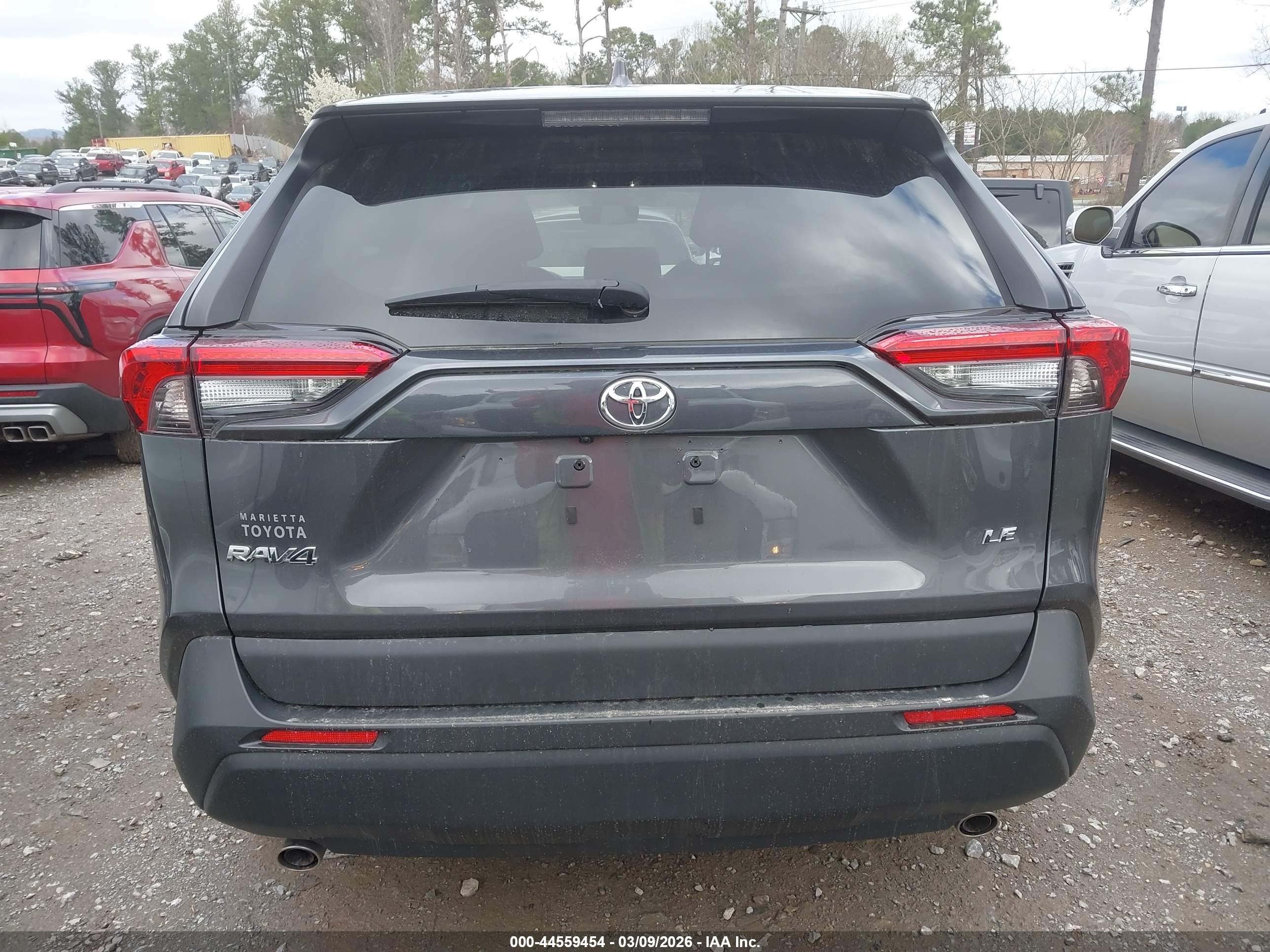 2024 Toyota Rav4 Le Gray vin: 2T3H1RFV2RW314801