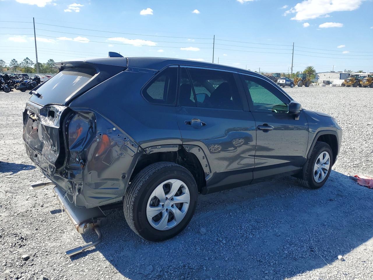 2025 Toyota Rav4 Le Gray vin: 2T3H1RFV2SW444289