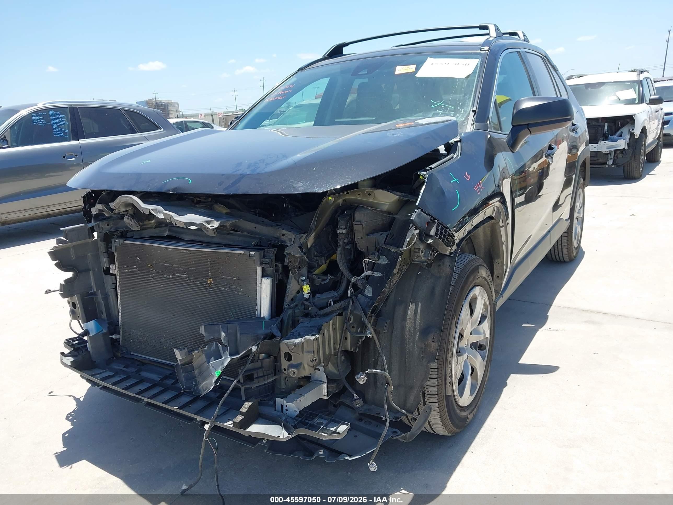 2021 Toyota Rav4 Le Черный vin: 2T3H1RFV3MC098192