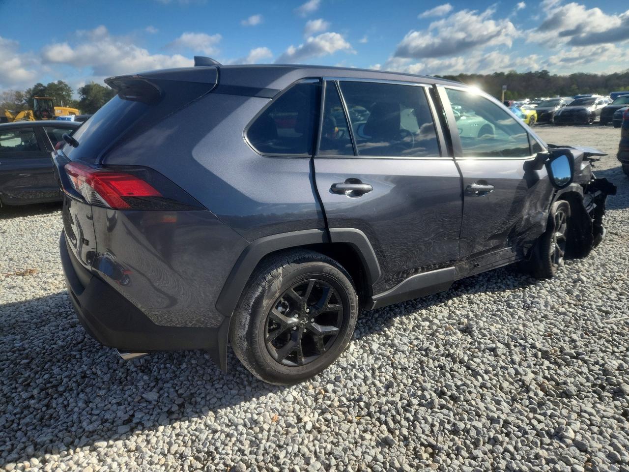 2025 Toyota Rav4 Le Gray vin: 2T3H1RFV4SC316153