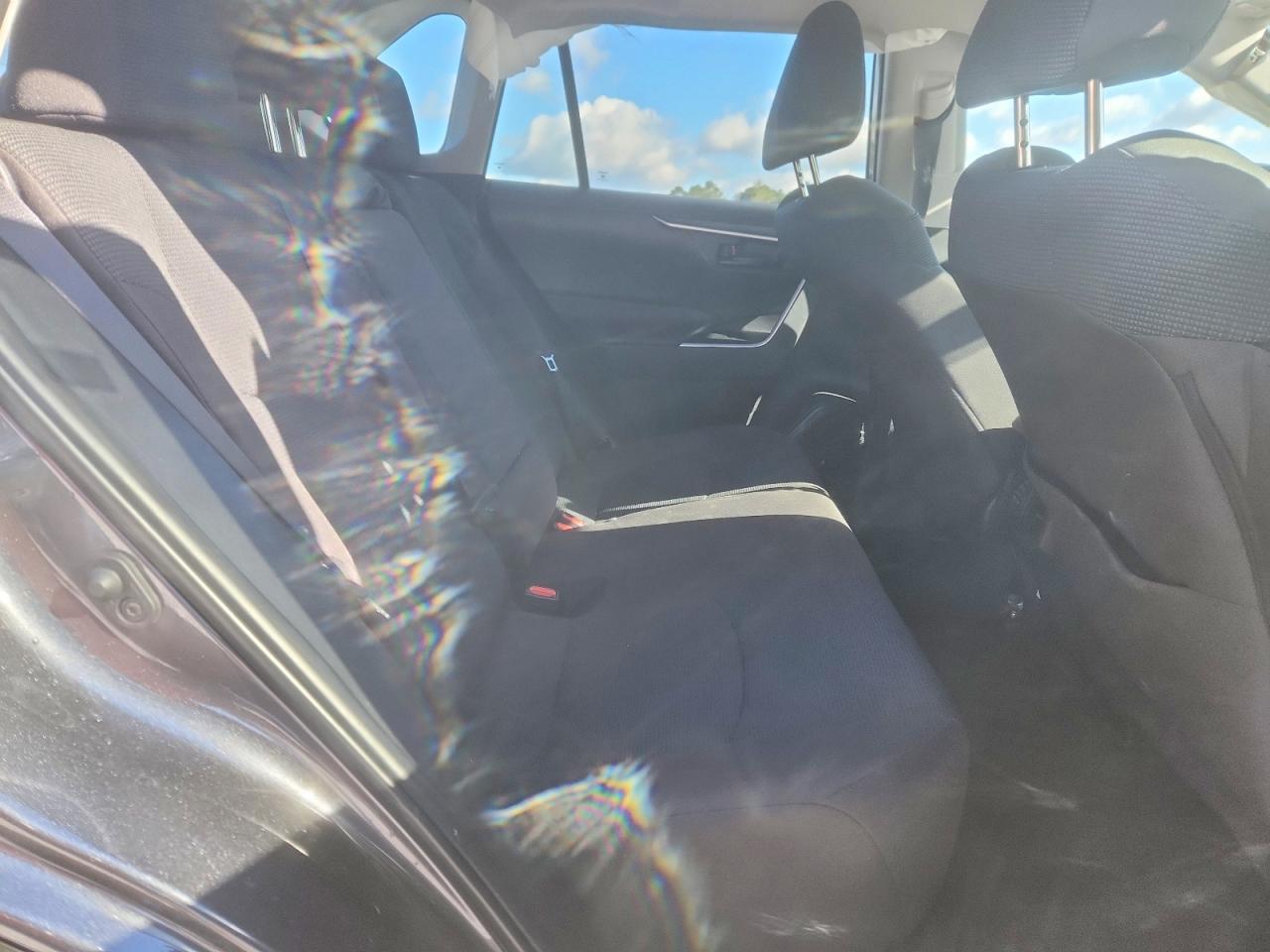2025 Toyota Rav4 Le Gray vin: 2T3H1RFV4SC316153